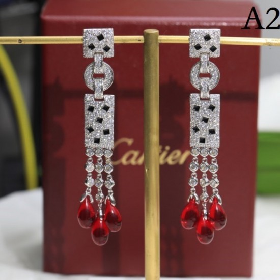 Featured new seasonal earrings 2023SS CARTIER Cartier Featured new seasonal earrings 2023SS CARTIER Cartier